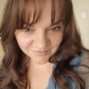 Meet your Posher, Caroline